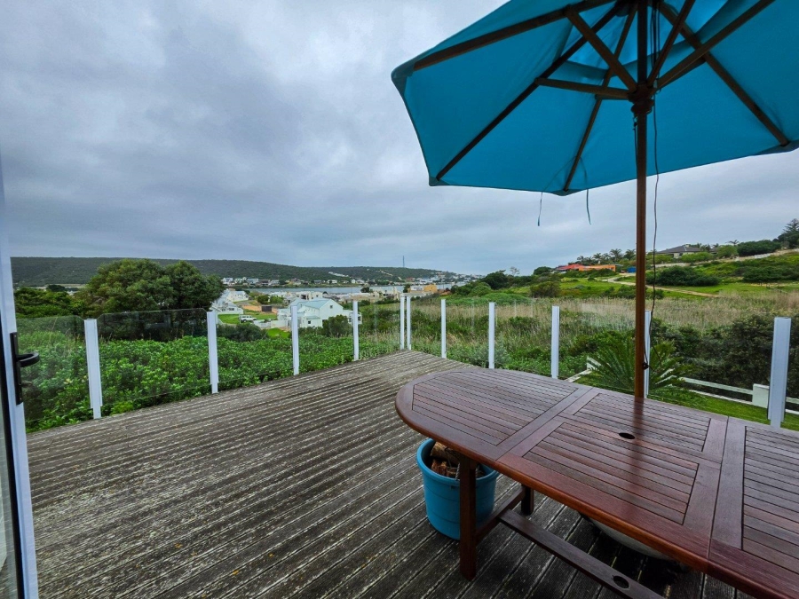 3 Bedroom Property for Sale in Stilbaai Wes Western Cape